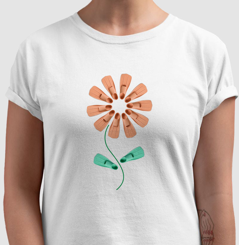 Camiseta - Flor Nadadeira